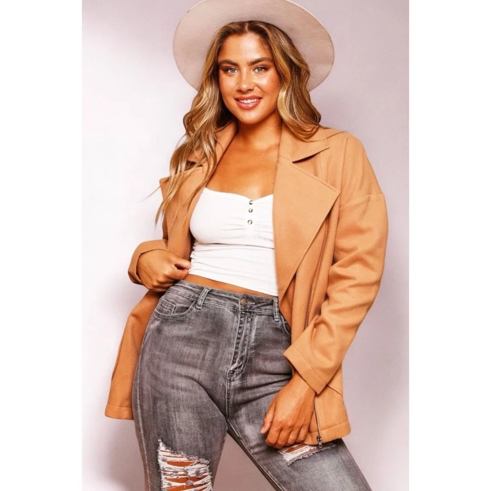 PEACH LOVE Camel Blazer Style Zip Up Soft Jacket - Picture 2 of 9